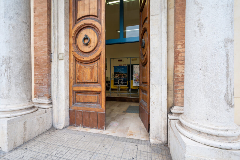 Biblioteca Comunale “Mario Rivosecchi” - Grottammare | Iacom