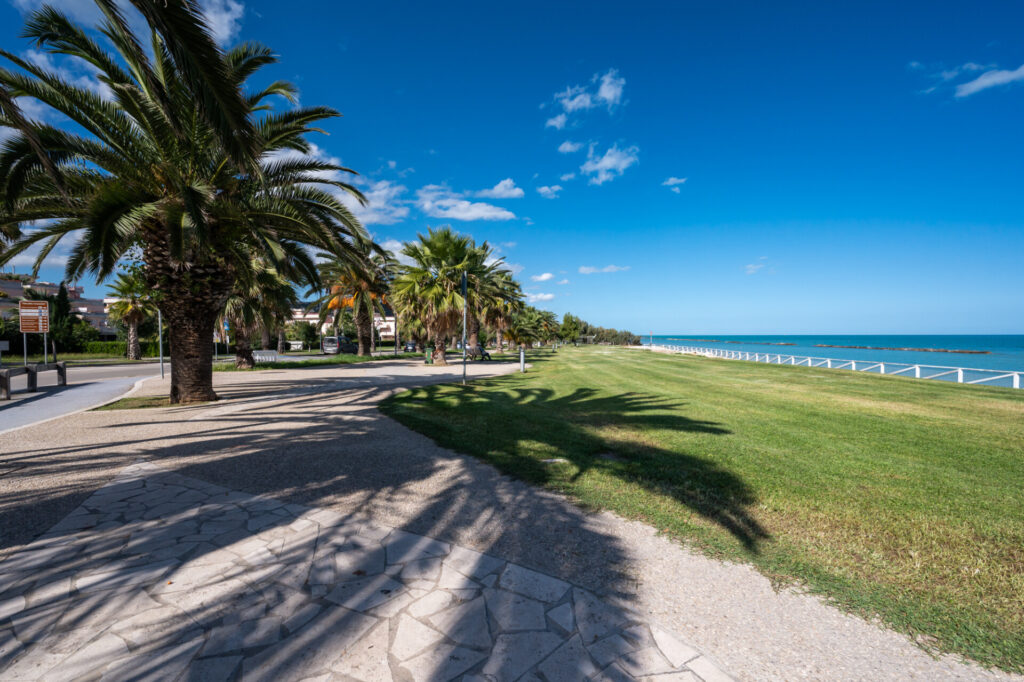 Piste ciclopedonali - Grottammare | Iacom