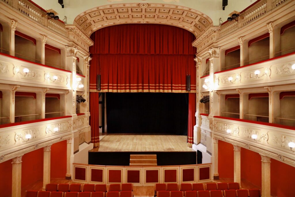 Teatro dei Filarmonici | Ascoli Piceno | Iacom Idee Accessibili in Comune