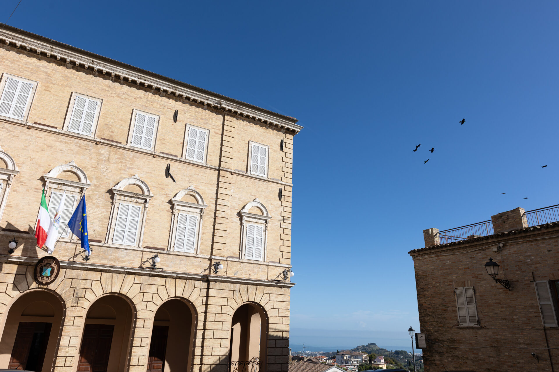 palazzo comunale Monteprandone - foto Marco Romandini - Krup Studio (3)